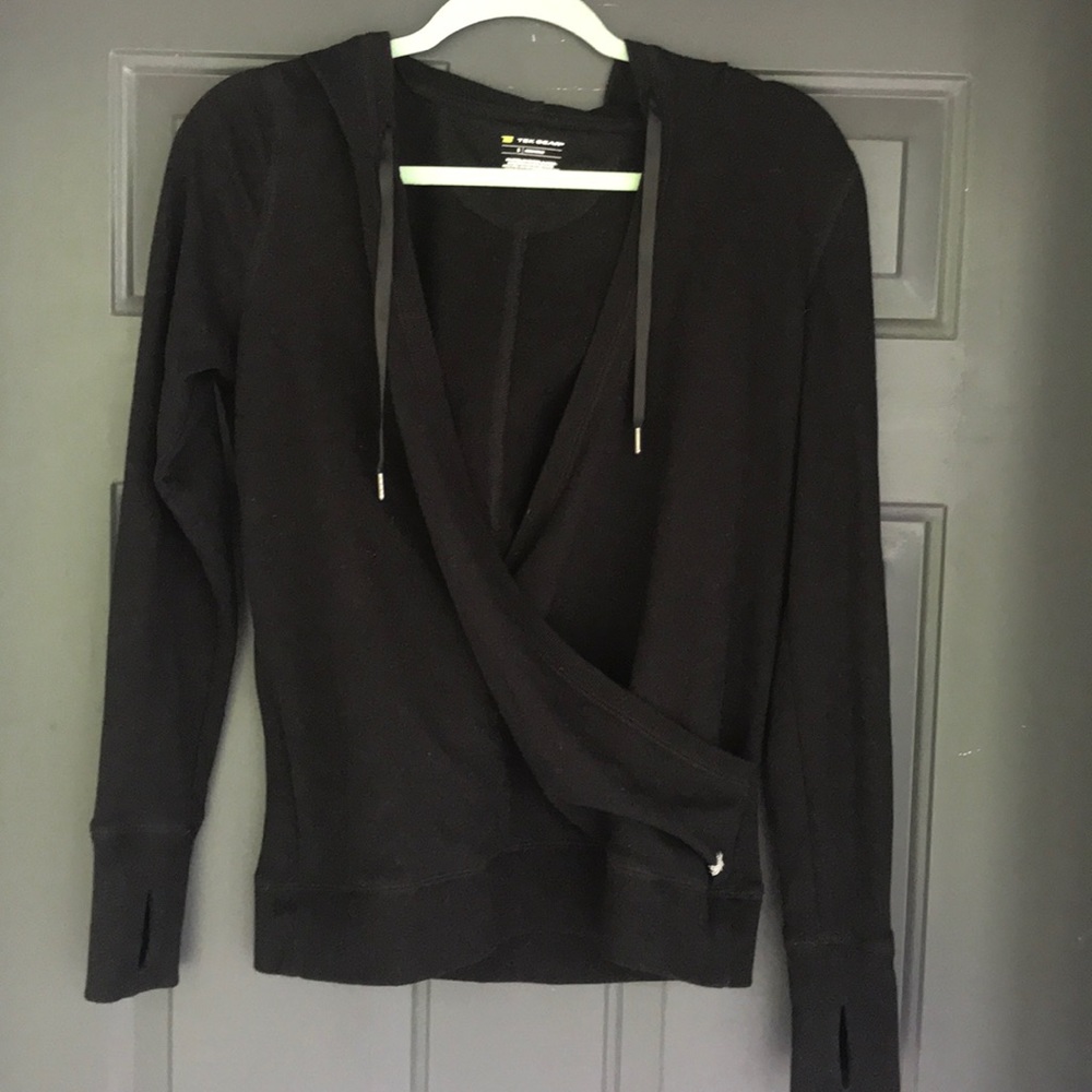 Tek Gear Athletic Top (WORN ONCE!)